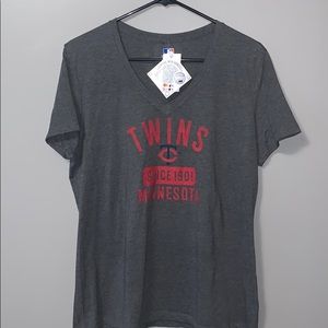 MN Twins MLB genuine merchandise v neck tee. T-shirt